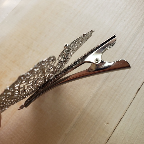 Hair clip - Picture 2 of 2